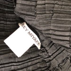 Issey Miyake Asymmetrical crinkle dress M (L)